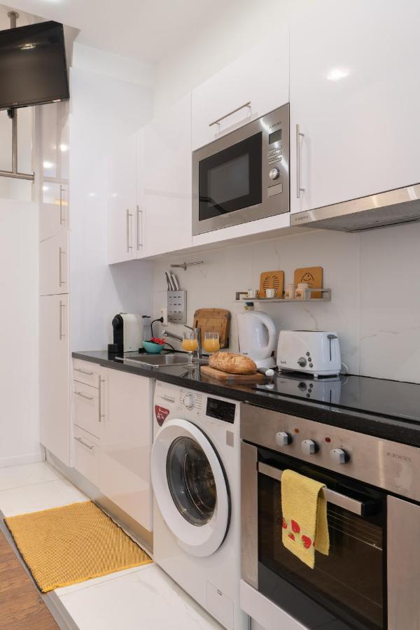 Central Apartamento 0 Ac Metro Nearby 波尔图 外观 照片