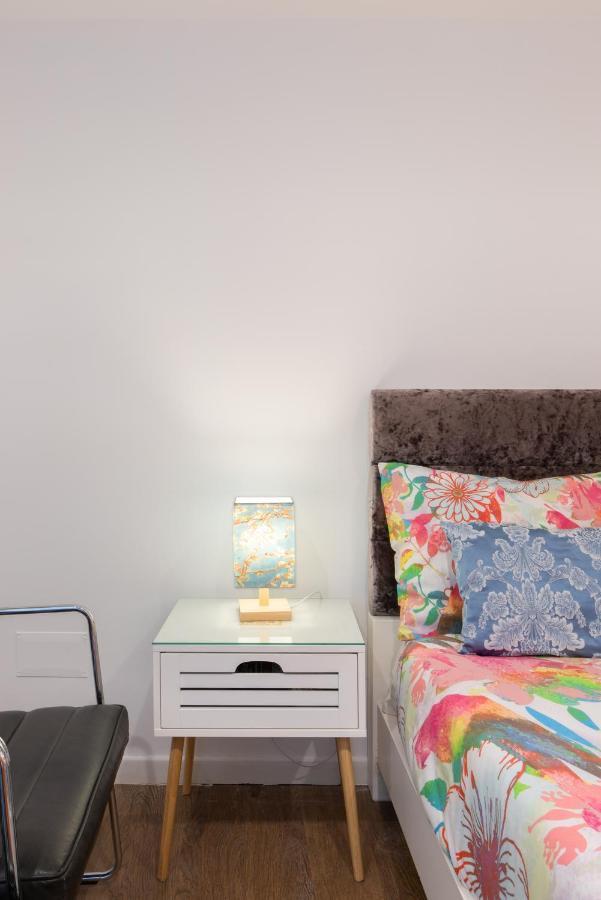 Central Apartamento 0 Ac Metro Nearby 波尔图 外观 照片